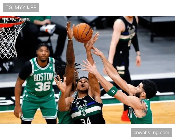 半场战报：凯尔特人三分火力全开，客场领先雄鹿18分