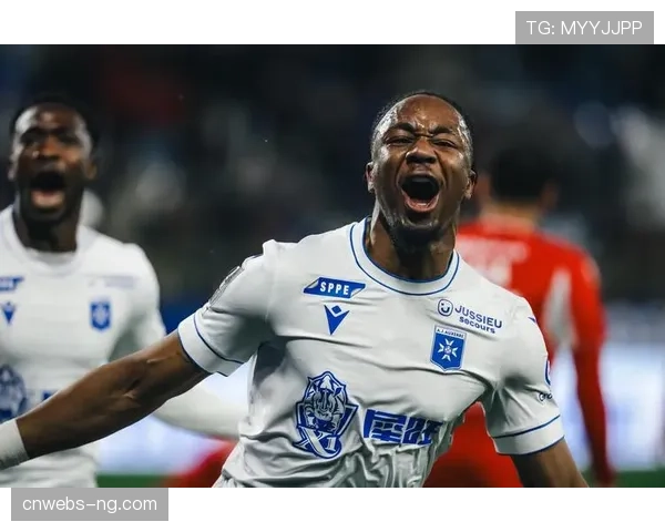 半场战报:里尔1-0领先布雷斯特,高效反击得手